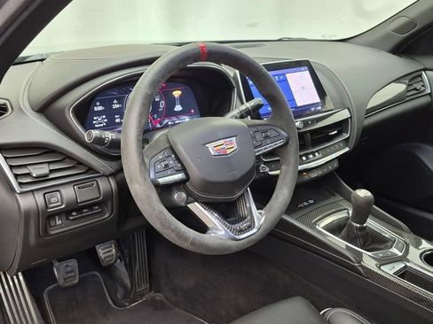 Certified 2022 Cadillac CT5 V Blackwing w/ Carbon Fiber Package 2 RWD image 9