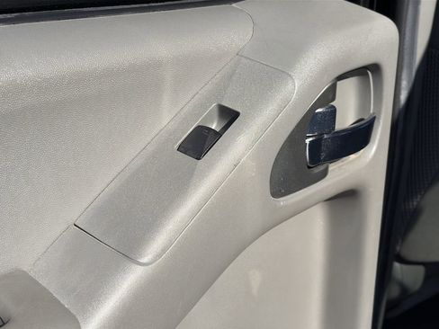 Certified 2019 Nissan Frontier SV w/ Value Truck Package image 25