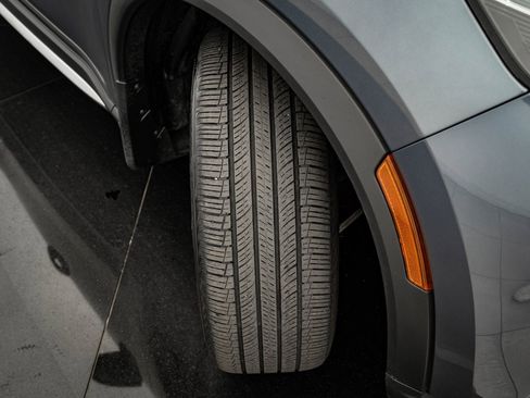 Used 2024 INFINITI QX60 Sensory w/ Vision Package image 55