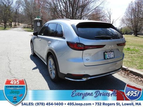 Used 2024 MAZDA CX-90 3.3 Turbo w/ Premium Package AWD/4WD image 3