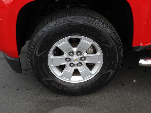 Used 2015 Chevrolet Colorado W/T w/ WT Convenience Package image 12