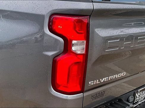 Used 2020 Chevrolet Silverado 1500 RST AWD/4WD image 23