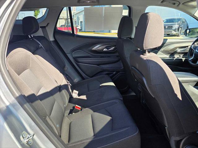 Used 2024 GMC Terrain SLE AWD/4WD image 12