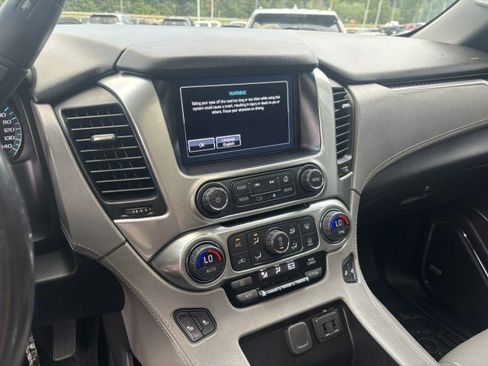 Used 2018 Chevrolet Suburban LT AWD/4WD image 13