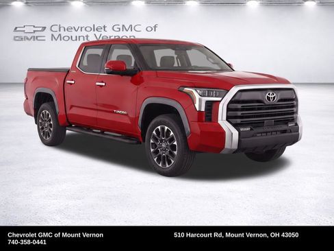 Used 2025 Toyota Tundra Limited AWD/4WD image 23