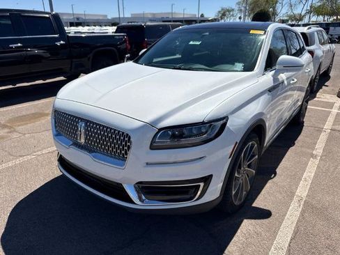 Used 2020 Lincoln Nautilus Reserve w/ Equipment Group 202A AWD/4WD image 2