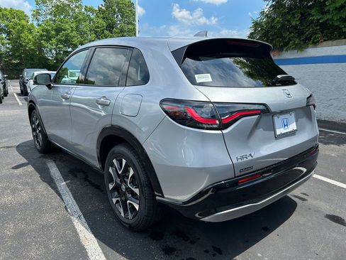 Used 2026 Honda HR-V EX-L image 3