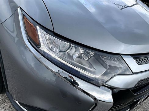 Used 2019 Mitsubishi Outlander SEL image 28