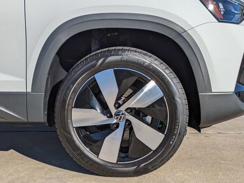 Used 2025 Volkswagen Taos S image 12