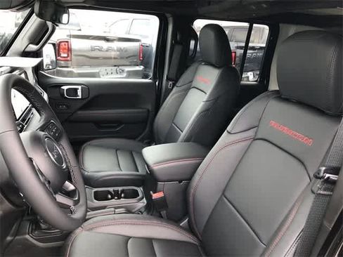 New 2026 Jeep Wrangler Unlimited Rubicon image 14