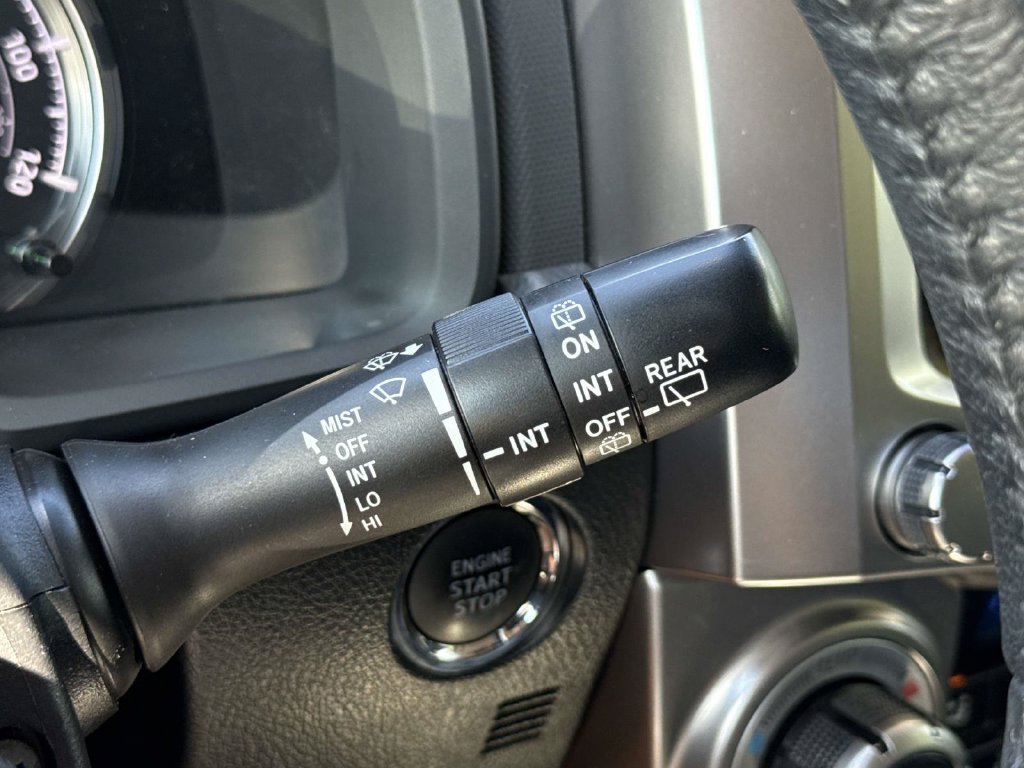 Used 2022 Toyota 4Runner Limited AWD/4WD image 44