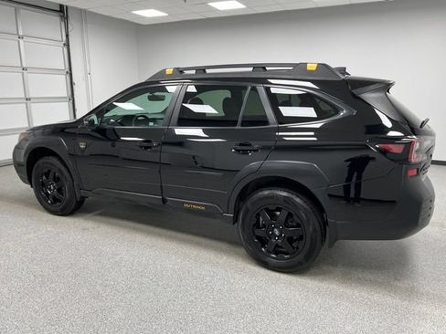 Used 2022 Subaru Outback Wilderness AWD/4WD image 6
