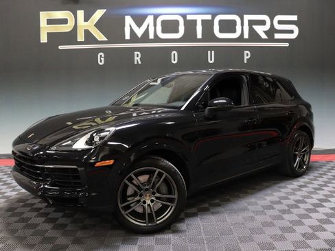 Used 2019 Porsche Cayenne S image 1