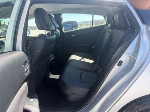 Certified 2022 Toyota Prius AWD image 14
