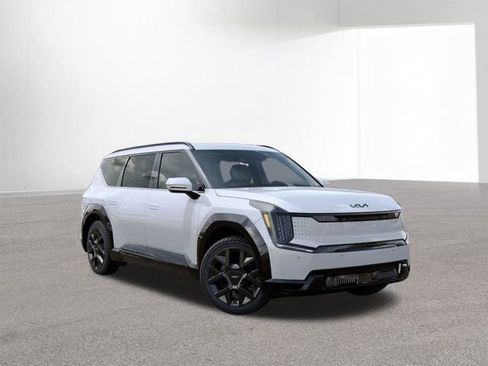 New 2026 Kia EV9 Land w/ Nightfall Edition Package image 9