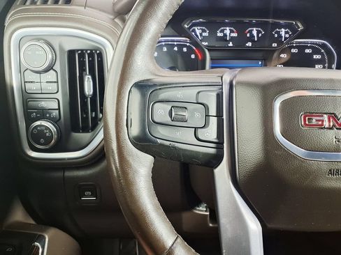 Used 2021 GMC Sierra 1500 SLE w/ X31 Off-Road Package AWD/4WD image 15