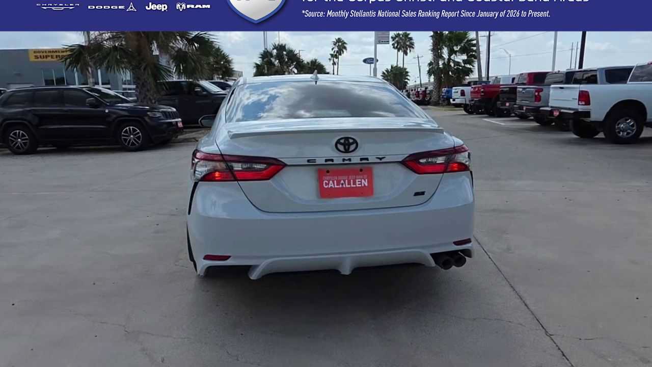 Used 2023 Toyota Camry SE w/ Convenience Package FWD image 7