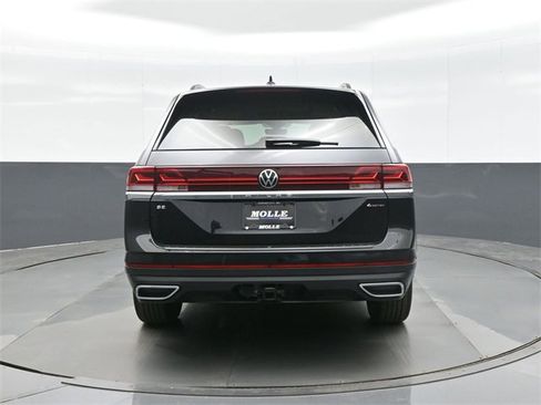 New 2026 Volkswagen Atlas SE image 6