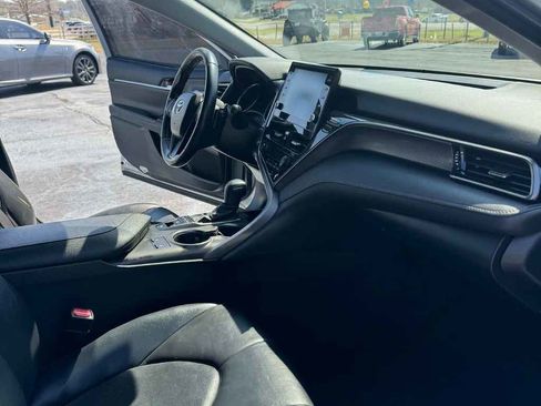 Used 2021 Toyota Camry XSE image 12