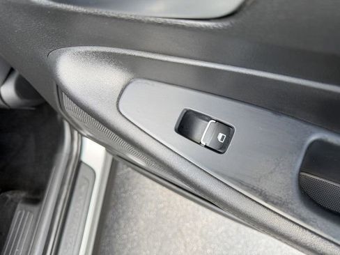 Used 2023 Hyundai Santa Fe SEL image 32