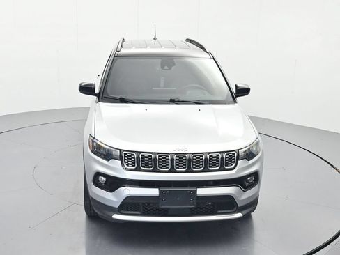 Used 2024 Jeep Compass Limited AWD/4WD image 29