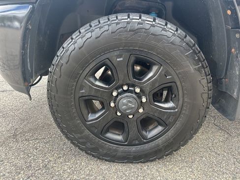 Used 2018 RAM 2500 Big Horn w/ Sport Appearance Group AWD/4WD image 35