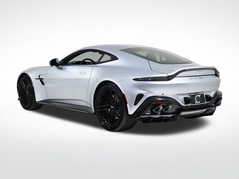 New 2026 Aston Martin V8 Vantage image 3