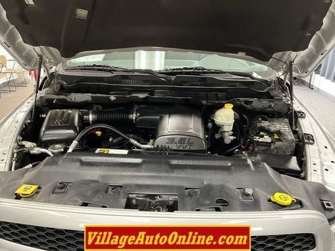Used 2016 RAM 1500 Express AWD/4WD image 40