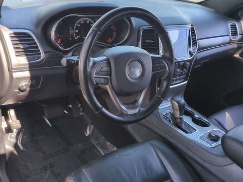 Used 2020 Jeep Grand Cherokee Limited image 10