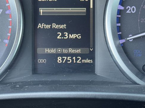 Used 2019 Toyota Highlander LE image 20