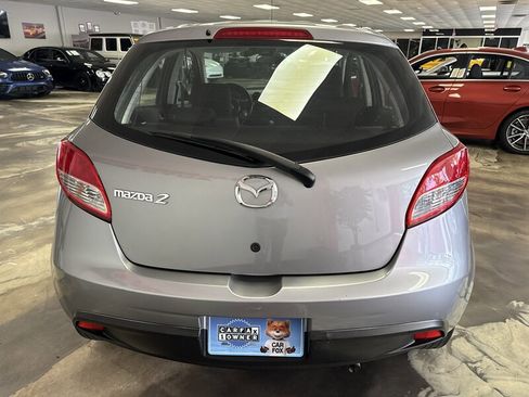 Used 2014 MAZDA MAZDA2 Sport FWD image 4