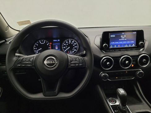 Used 2025 Nissan Sentra S FWD image 22