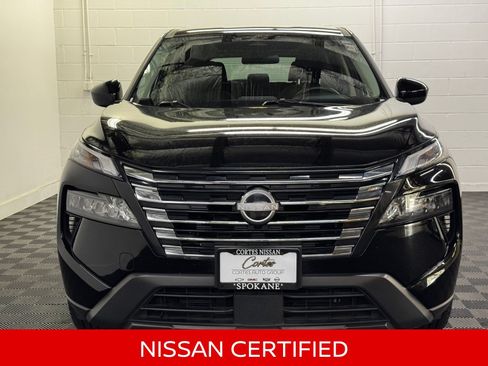 Certified 2025 Nissan Rogue SV AWD/4WD image 8