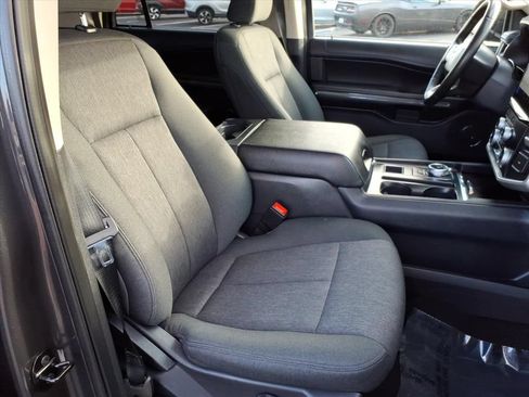 Used 2024 Ford Expedition Max XLT RWD image 16