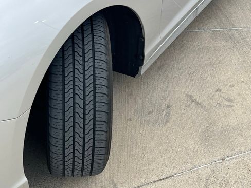 Used 2018 Hyundai Sonata Limited image 9