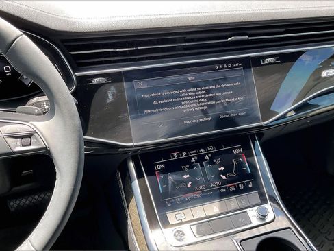 Used 2024 Audi Q8 Premium Plus AWD/4WD image 7