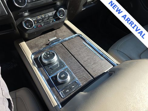 Used 2018 Ford Expedition Limited w/ Equipment Group 302A image 24