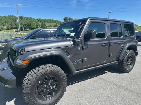 Used 2025 Jeep Wrangler Unlimited Sport S 4xe AWD/4WD image 3