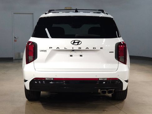 Used 2025 Hyundai Palisade Calligraphy AWD/4WD image 6