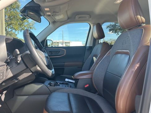 Used 2022 Ford Bronco Sport Outer Banks w/ Tech Package image 2