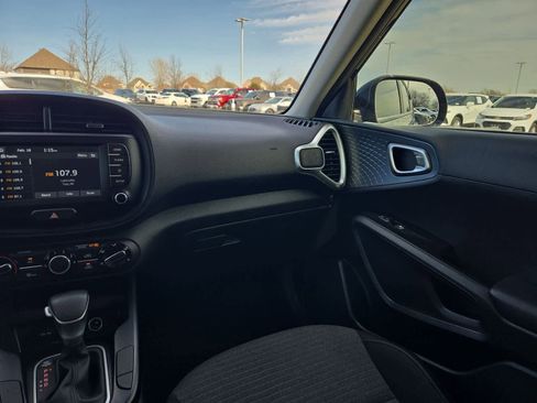 Used 2021 Kia Soul GT-Line image 5