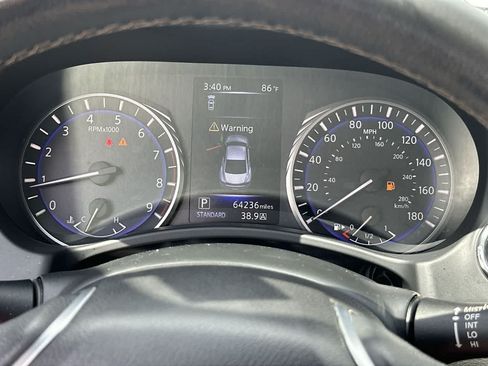 Used 2019 INFINITI Q60 3.0t Luxe RWD image 21