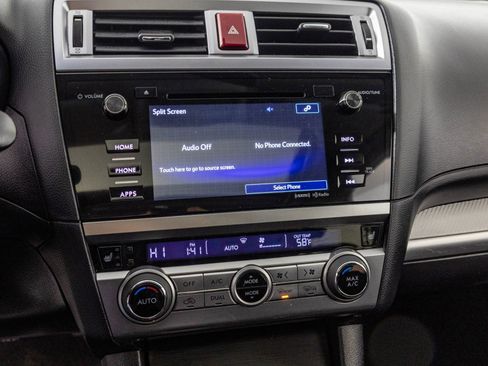 Used 2017 Subaru Outback 2.5i Premium image 27