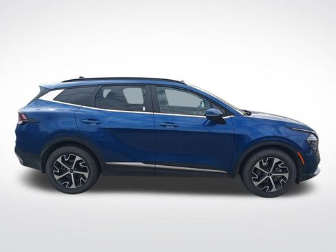 Used 2025 Kia Sportage EX w/ Premium Package FWD image 11
