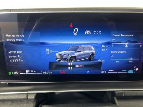 Used 2025 Mercedes-Benz GLS 450 4MATIC image 11