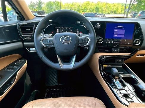 Used 2025 Lexus NX 350 AWD w/ Accessory Package (2T) image 8