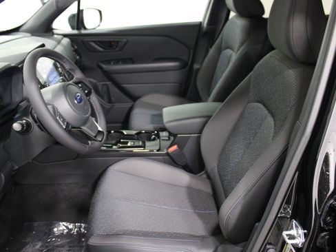 New 2026 Subaru Forester Premium AWD/4WD image 3