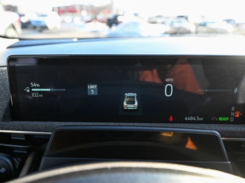 Certified 2025 Ford Mustang Mach-E Premium image 38