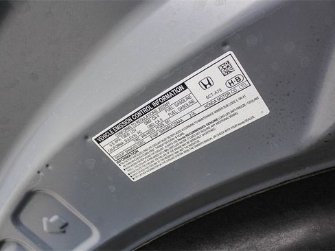 Used 2025 Honda HR-V Sport image 41