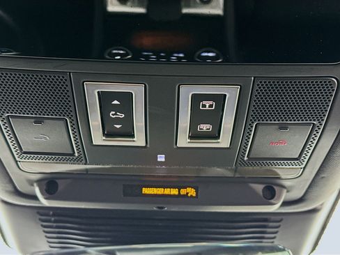 Used 2024 Jaguar F-PACE R-Dynamic S image 17